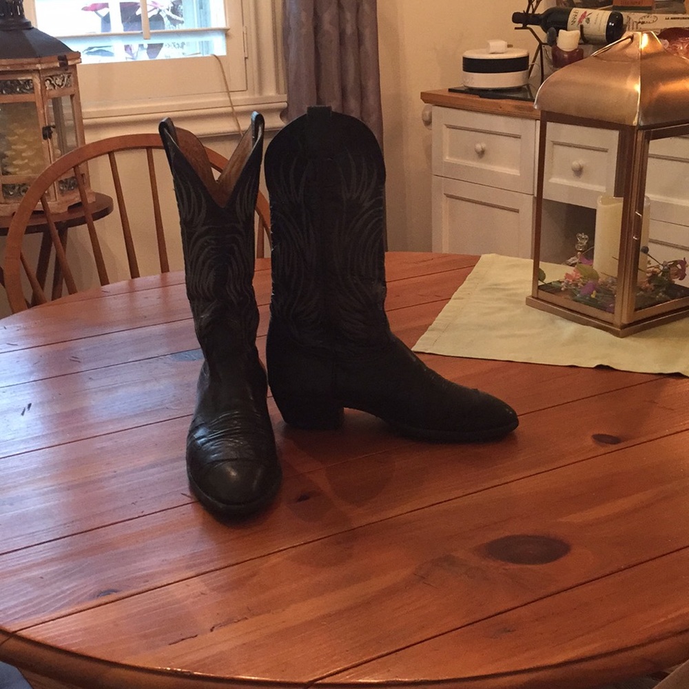 Men’s western boots made in the USA